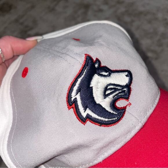 Hat - New Balance CSU-Pueblo College wolves adjustable hat/cap - Picture 2 of 6